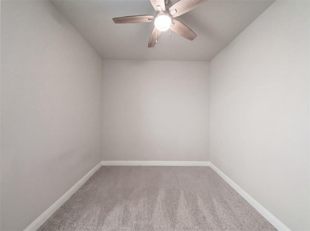 17628 Bottlebrush Drive Property Photo 8