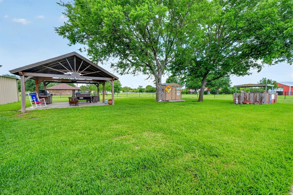 16810 Valley View Property Photo 32