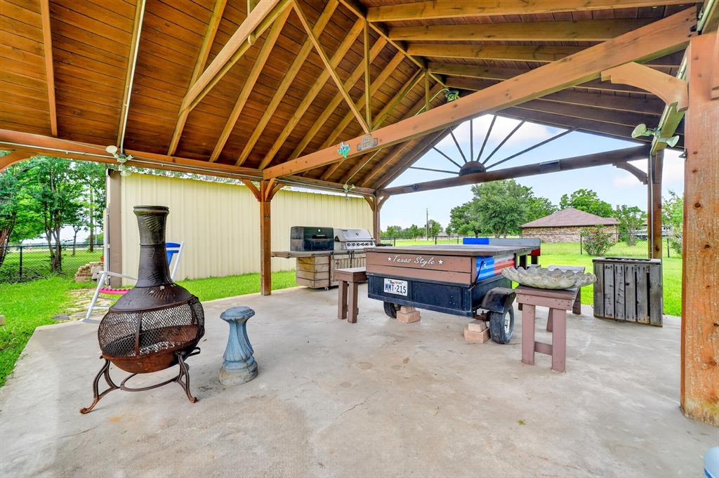 16810 Valley View Property Photo 33