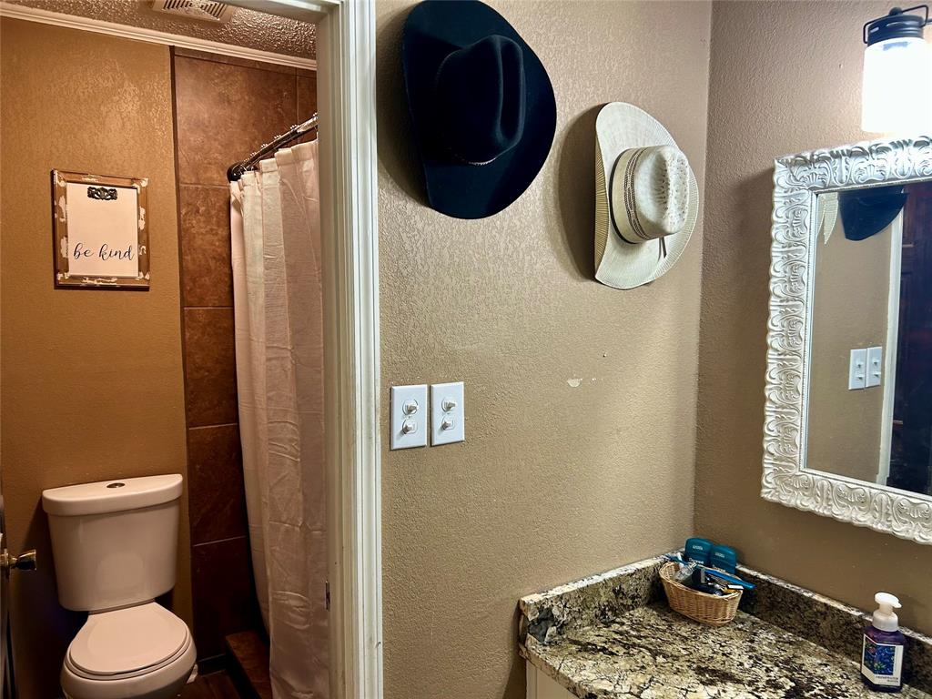 285 N Avenue B Property Photo 21