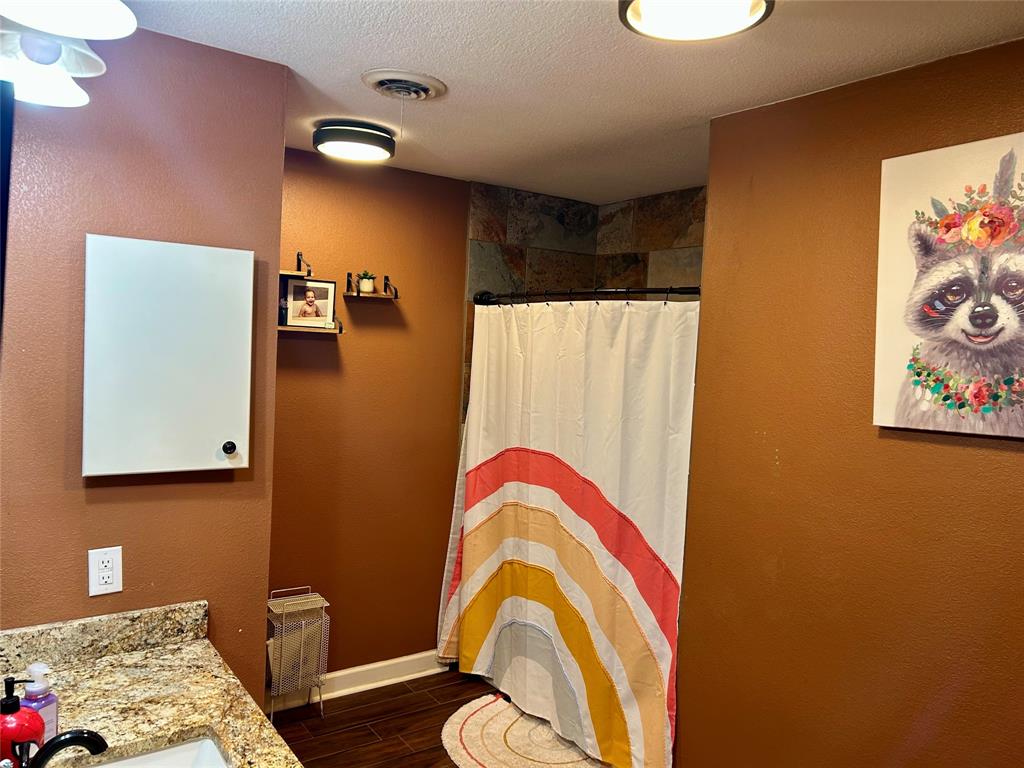 285 N Avenue B Property Photo 26