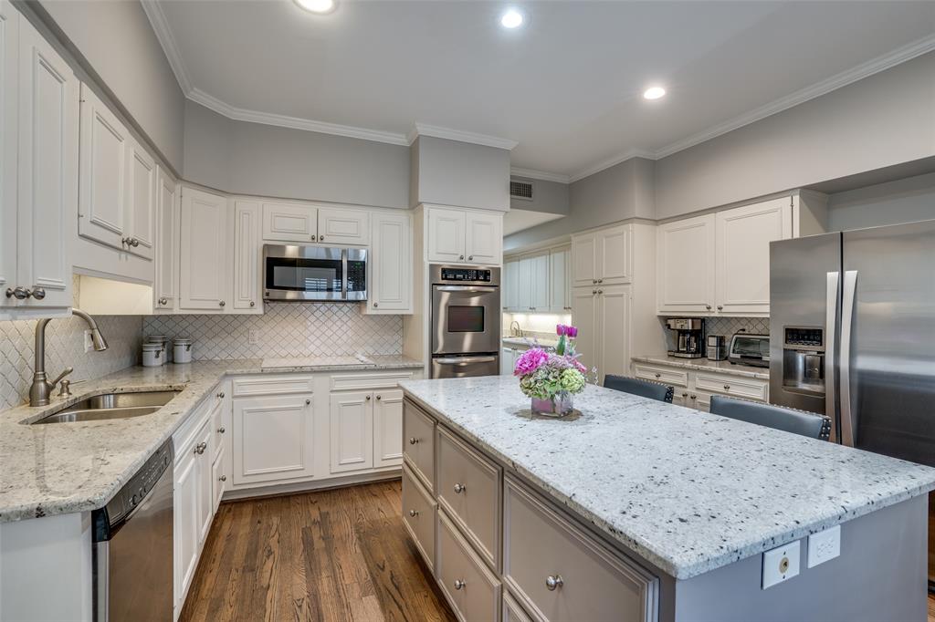 4309 University Boulevard Property Photo 14