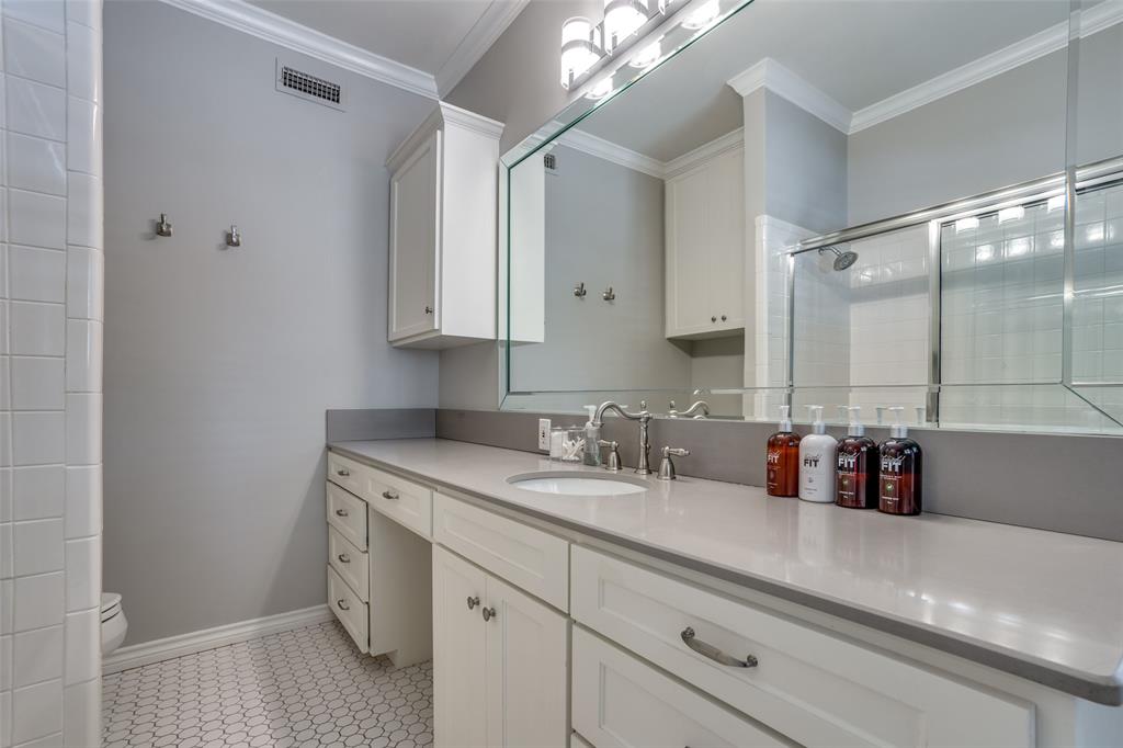 4309 University Boulevard Property Photo 26
