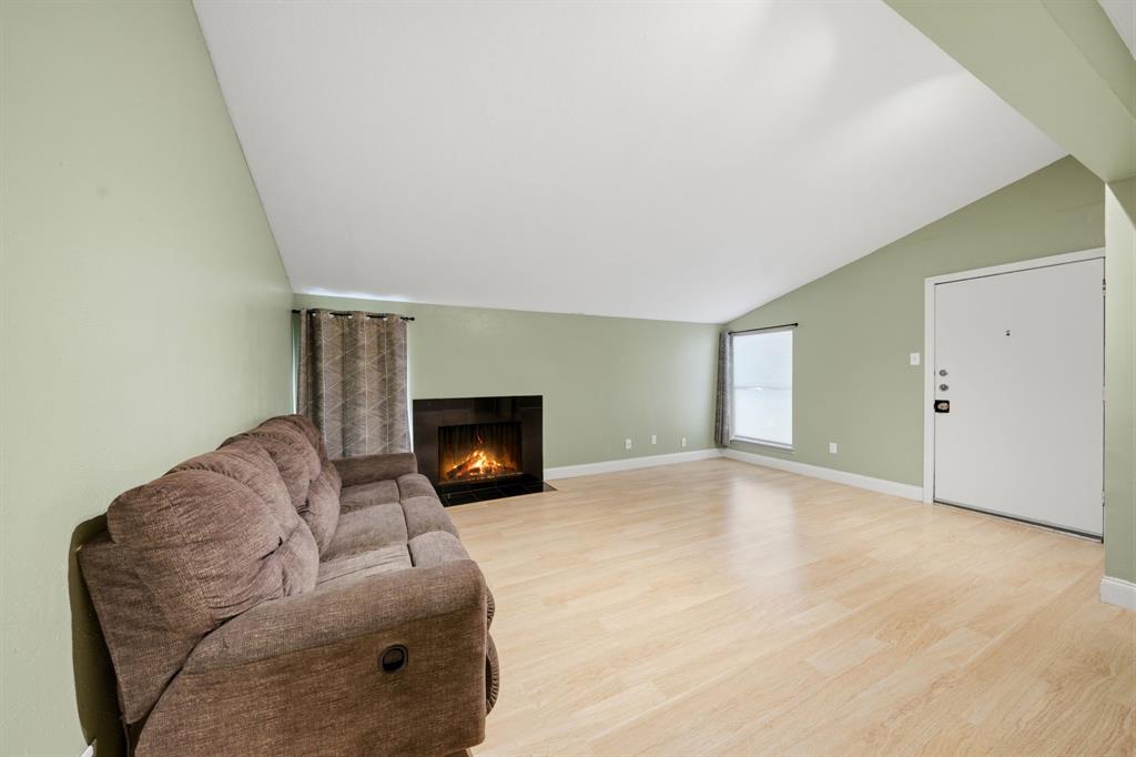 12824 Midway Road 2136 Property Photo 7