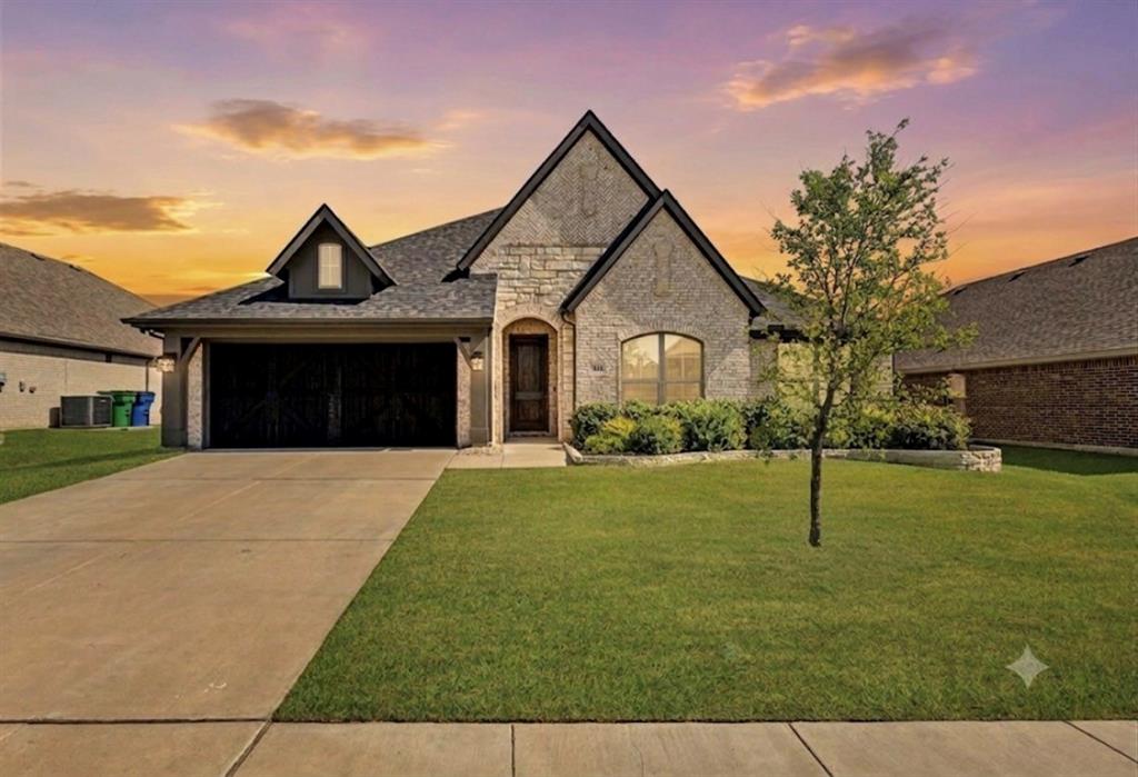 541 Harvest Grove Drive