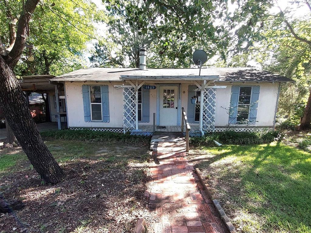 1805 Cherokee Trace Property Photo 1
