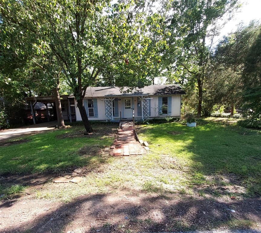 1805 Cherokee Trace Property Photo 2