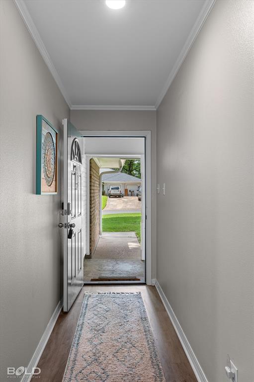 914 Edgefield Drive Property Photo 3