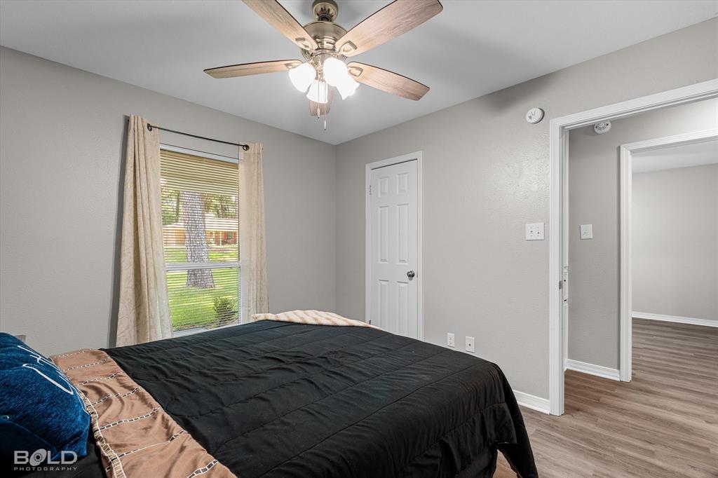 914 Edgefield Drive Property Photo 25