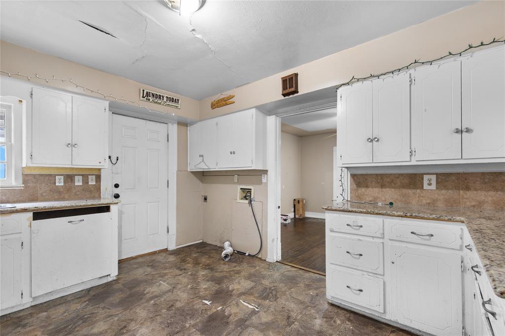 1211 N Harrison Avenue Property Photo 9