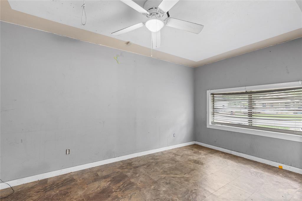 1211 N Harrison Avenue Property Photo 17