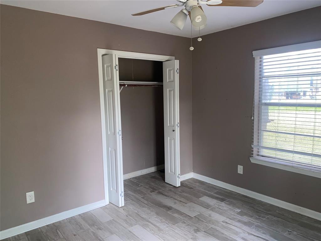 416 Fort Bend Drive Property Photo 25