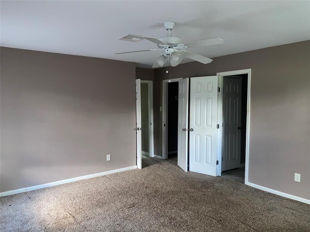 416 Fort Bend Drive Property Photo 27