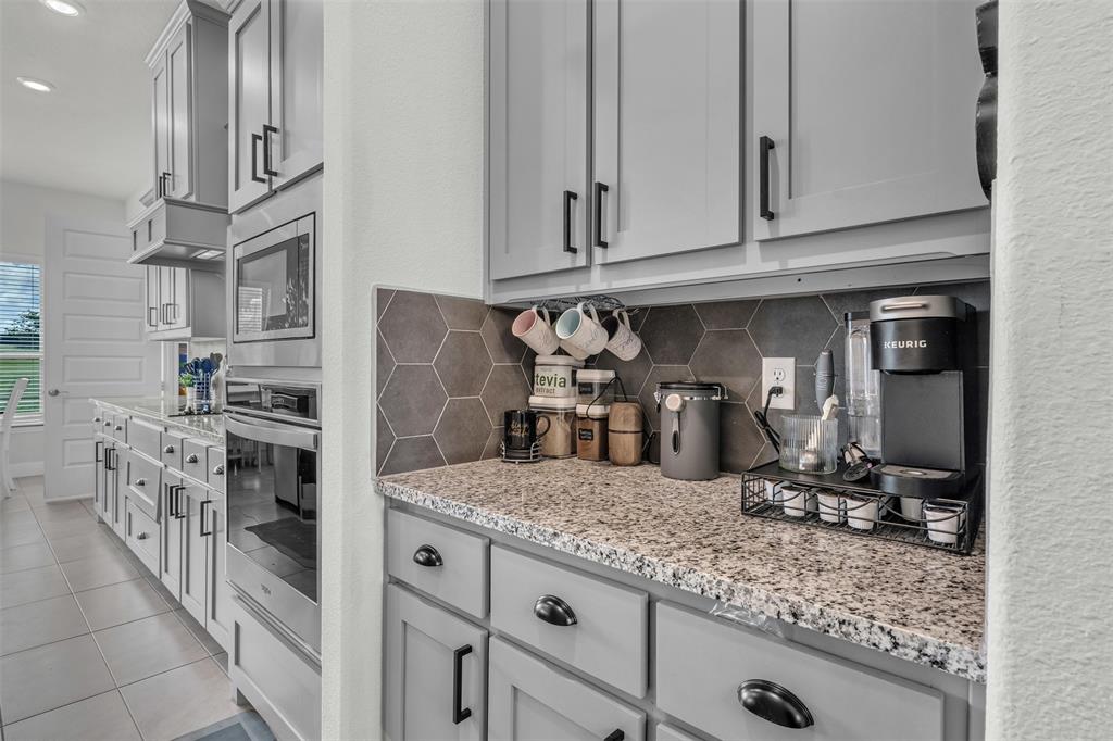 231 Berkeley Drive Property Photo 12
