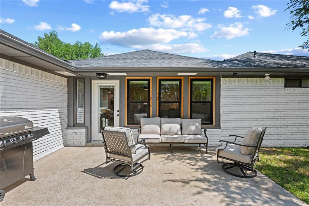 5856 Winding Woods Trail Property Photo 33