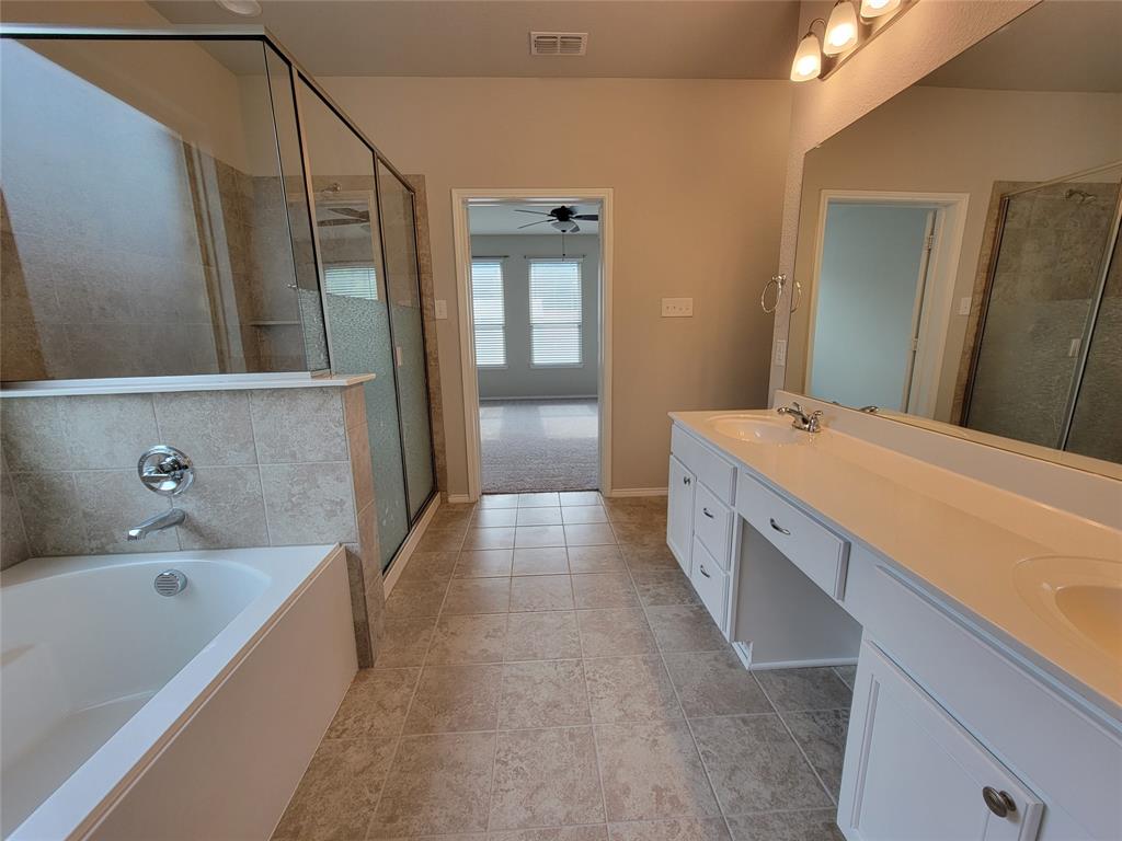 4725 Redbud Drive Property Photo 16