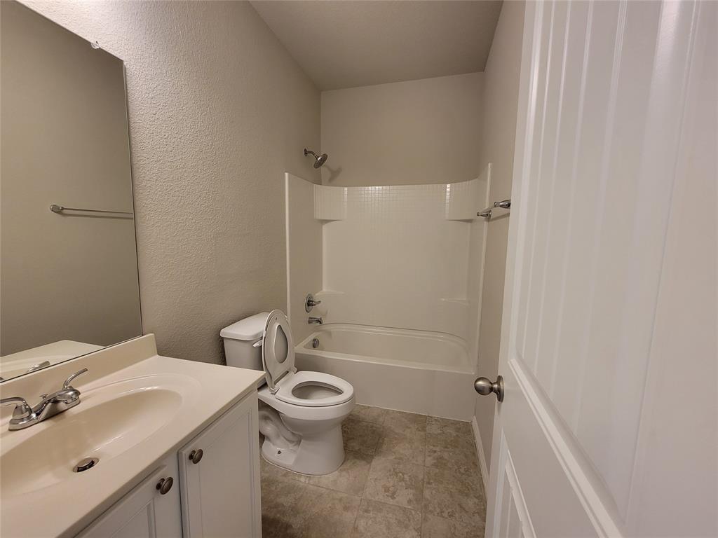 4725 Redbud Drive Property Photo 21