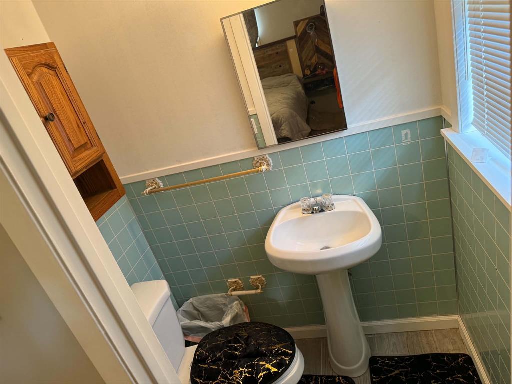 24133 Highway 157 Property Photo 23