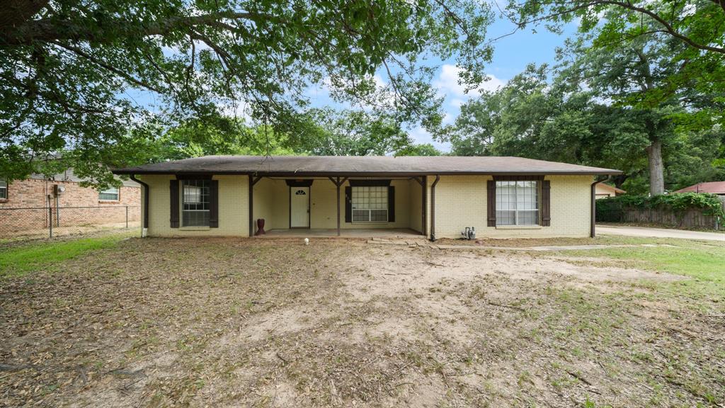 519 Malibu Drive Property Photo 1