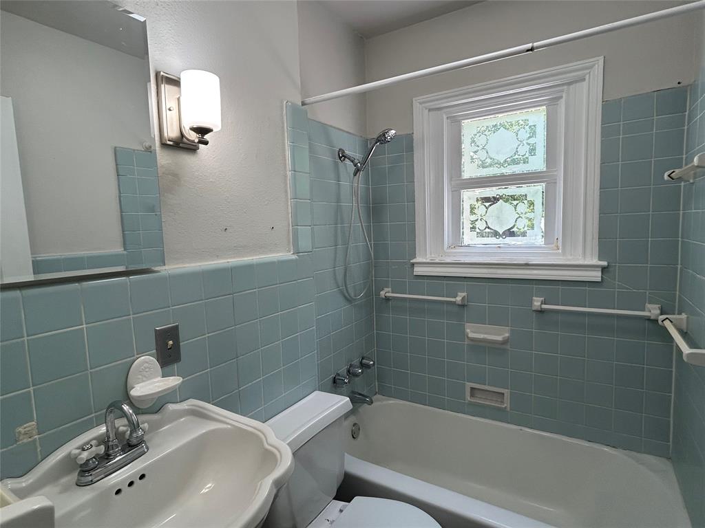 640 E Pleasant Run Road Property Photo 11
