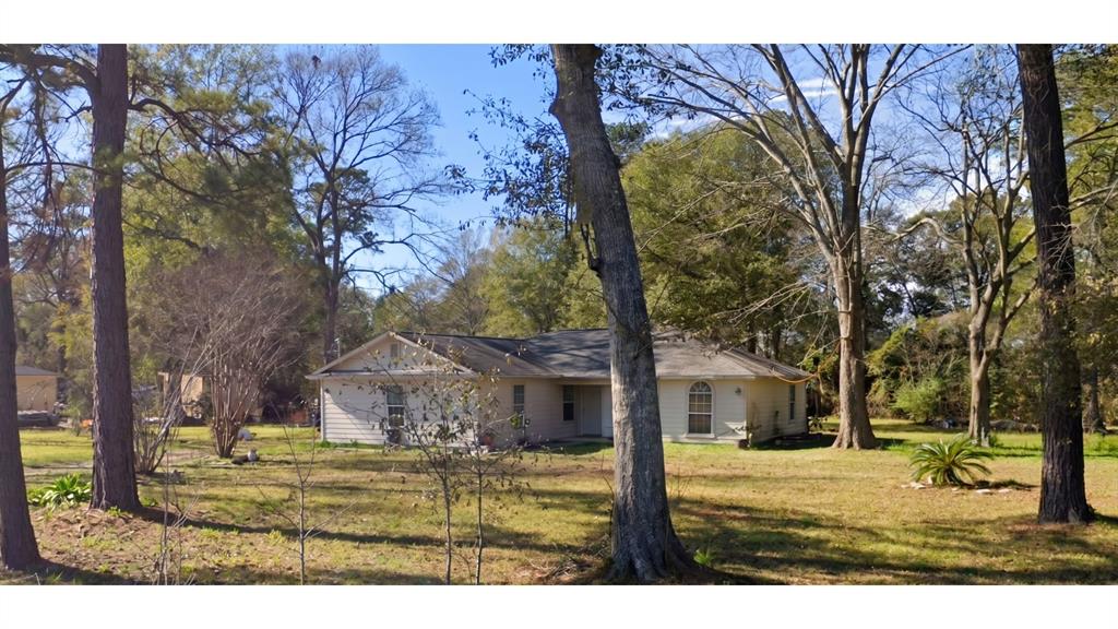 12400 Cole Drive Property Photo 1