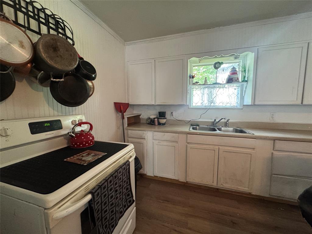 4527 Fm 219 Property Photo 10