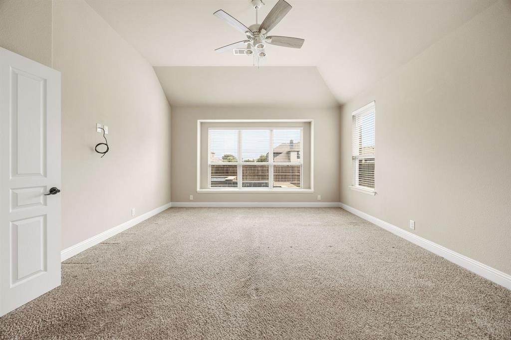 1116 Wedgewood Drive Property Photo 5