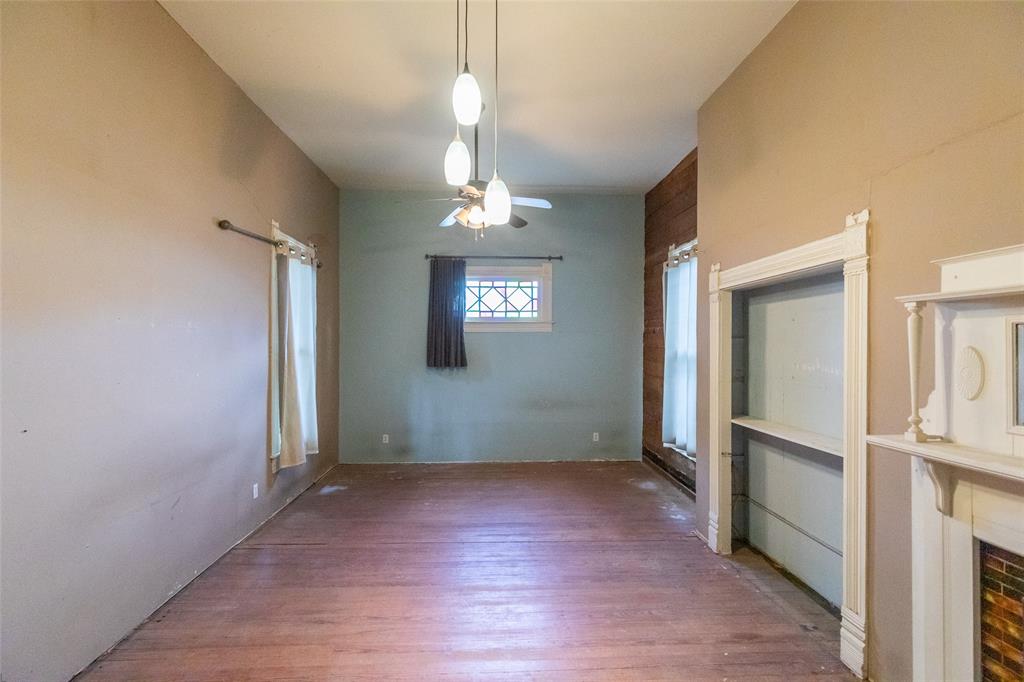 601 W 3rd Street Property Photo 17