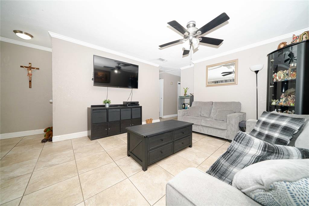 13544 Waterfall Way Property Photo 5