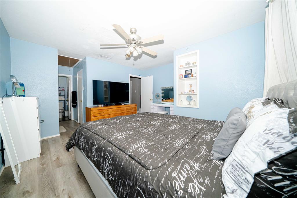 13544 Waterfall Way Property Photo 11