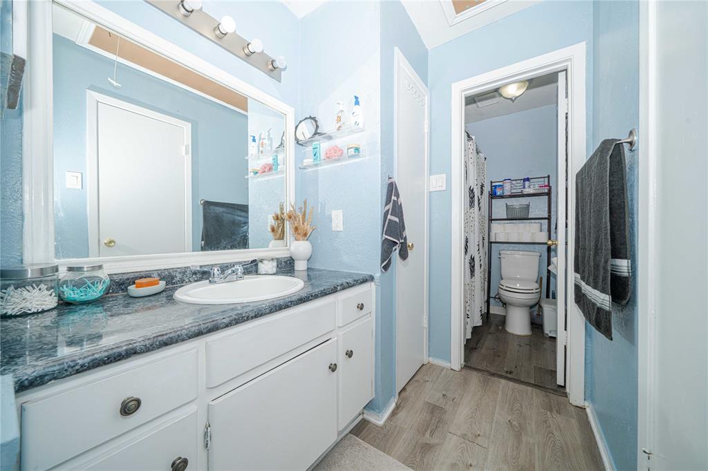 13544 Waterfall Way Property Photo 12