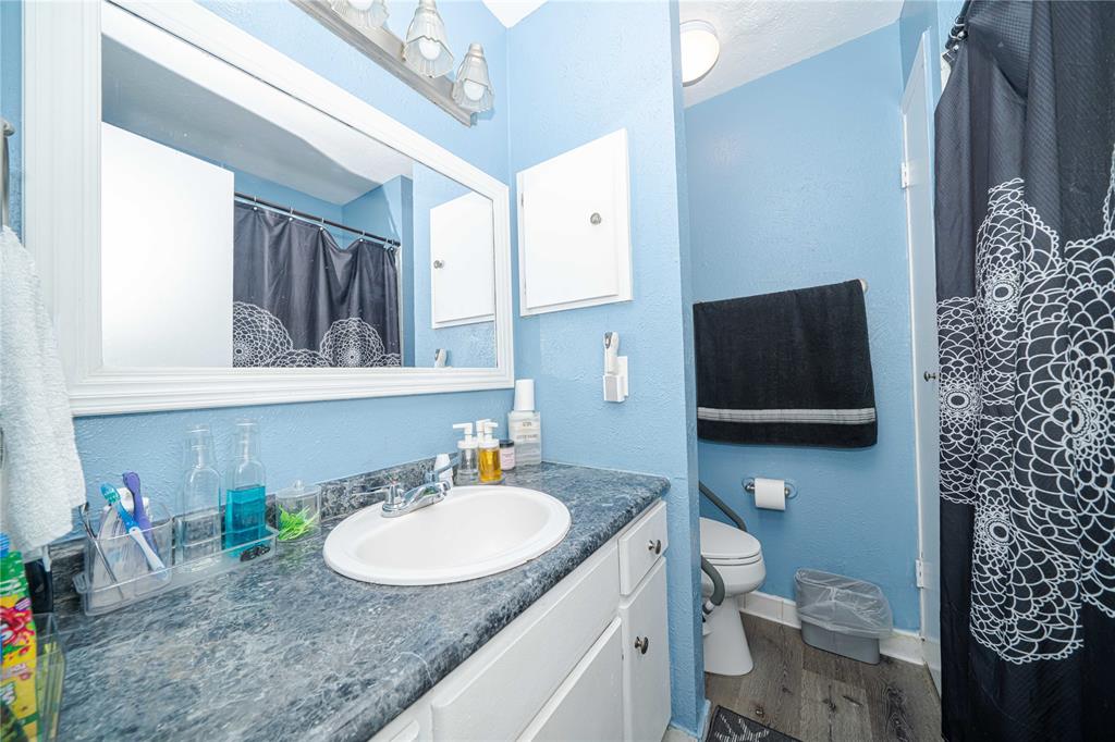 13544 Waterfall Way Property Photo 16