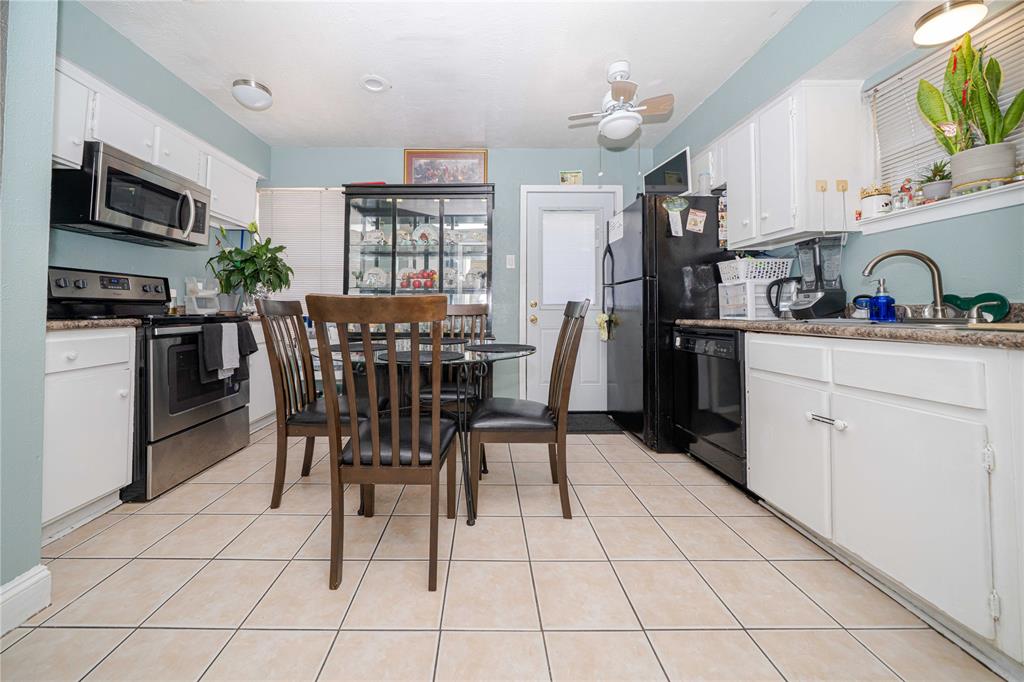 13544 Waterfall Way Property Photo 22