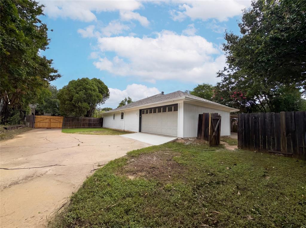 2005 N Arbor Rose Drive Property Photo 24