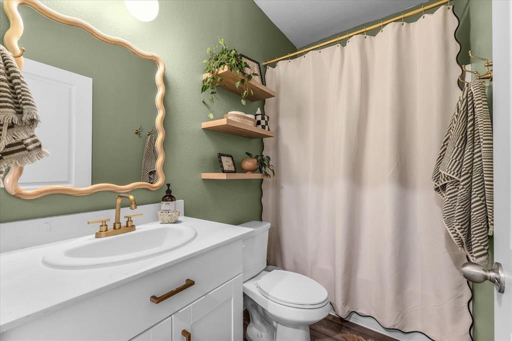 1537 Shadow Hawk Drive Property Photo 8