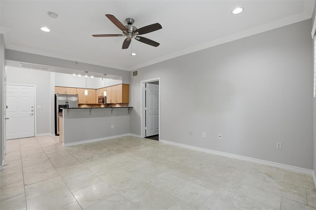 3102 Kings Road 2101 Property Photo 5