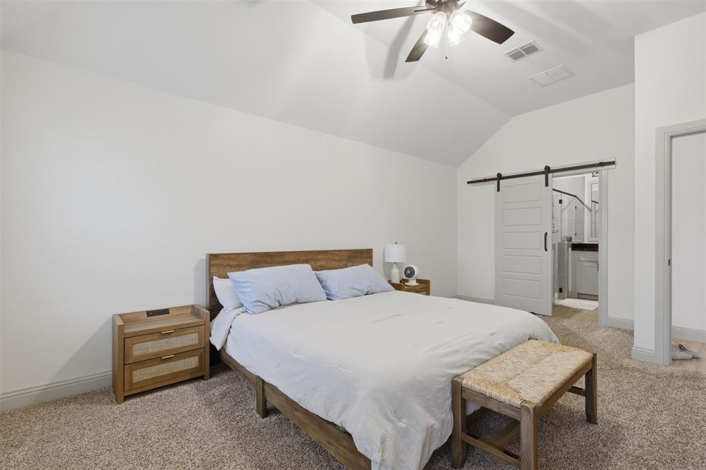 924 Rodgers Avenue Property Photo 11