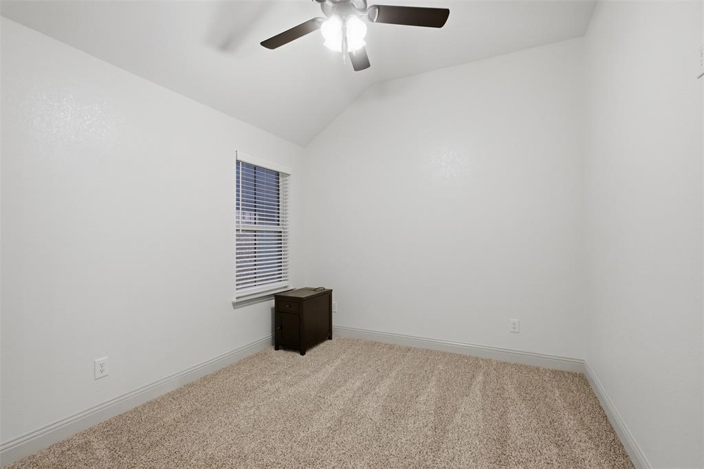 924 Rodgers Avenue Property Photo 16