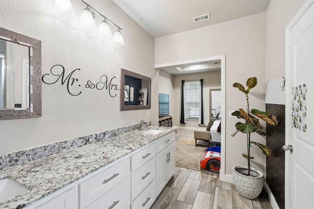 1409 Powell Road Property Photo 18