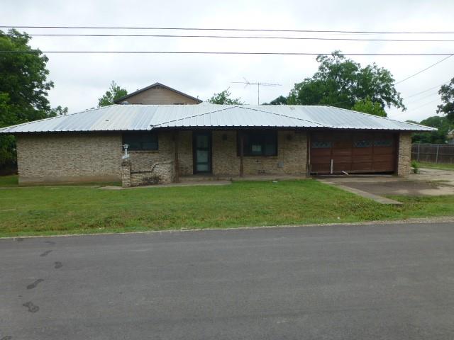 619 N Avenue A Property Photo 1