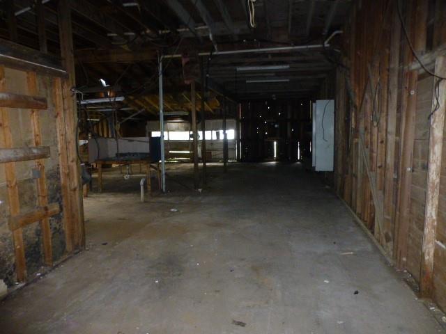 619 N Avenue A Property Photo 19