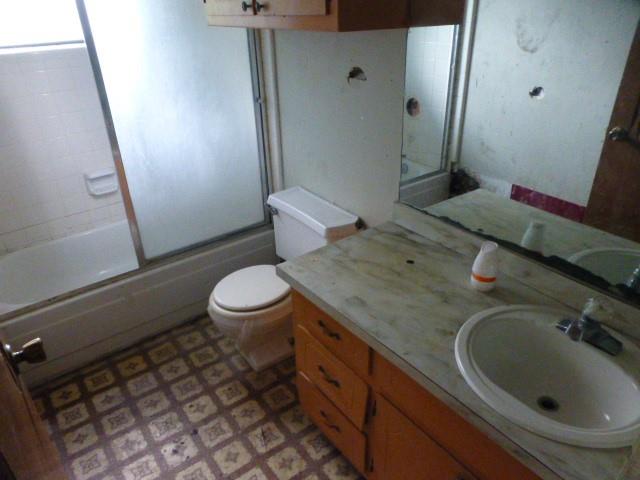 619 N Avenue A Property Photo 23