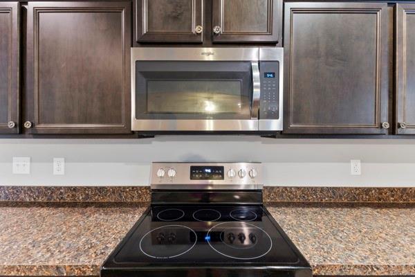 2131 Candace Drive Property Photo 8