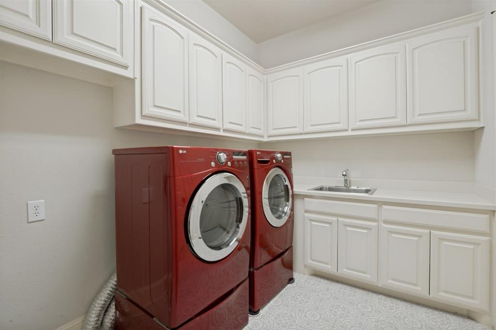 919 Grail Maiden Lane Property Photo 14