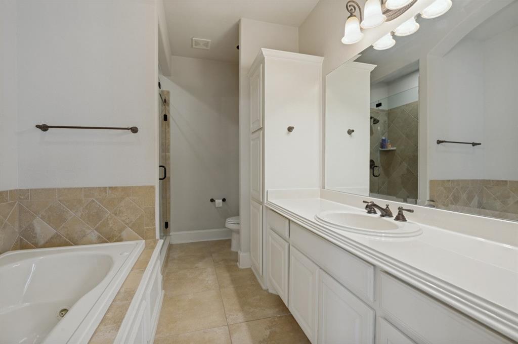 919 Grail Maiden Lane Property Photo 17