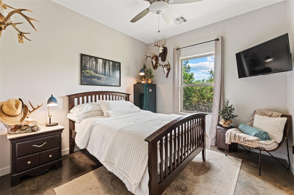 124 Bluffview Circle Property Photo 27
