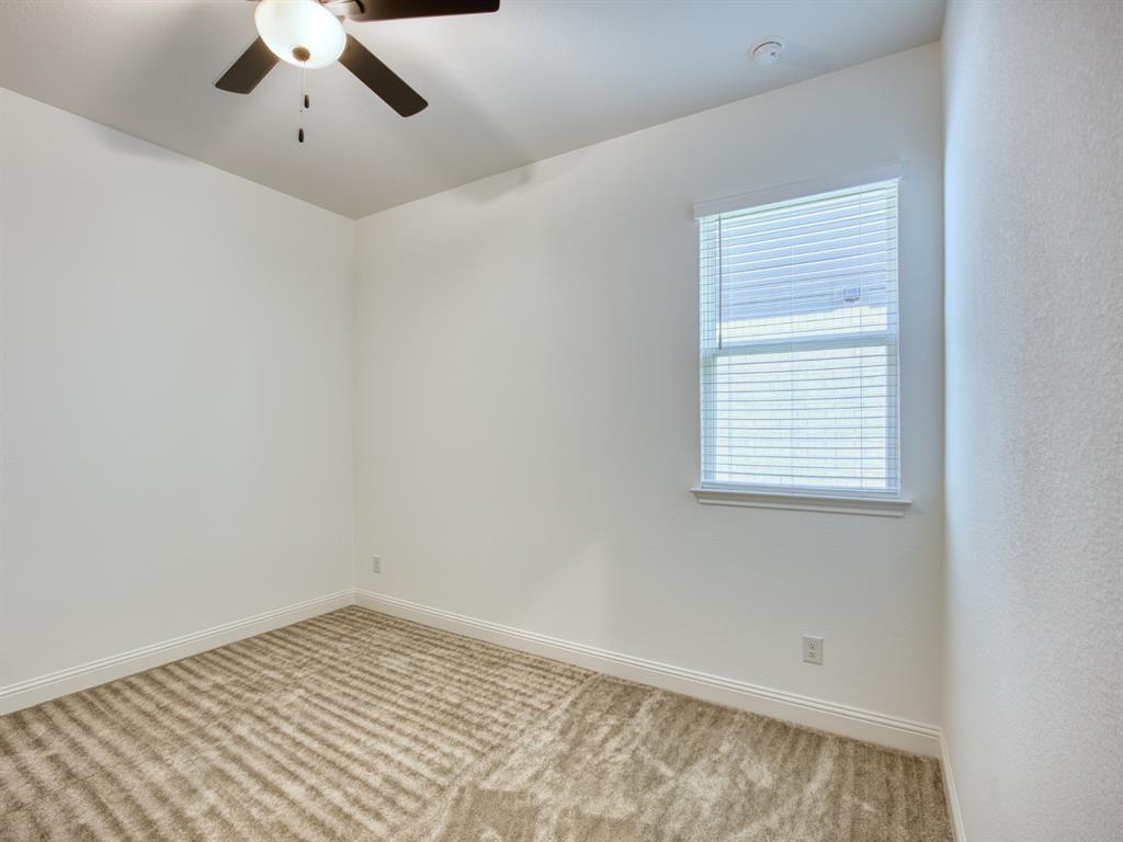 2044 Montgomery Lane Property Photo 18
