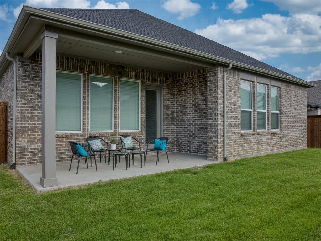 2044 Montgomery Lane Property Photo 28