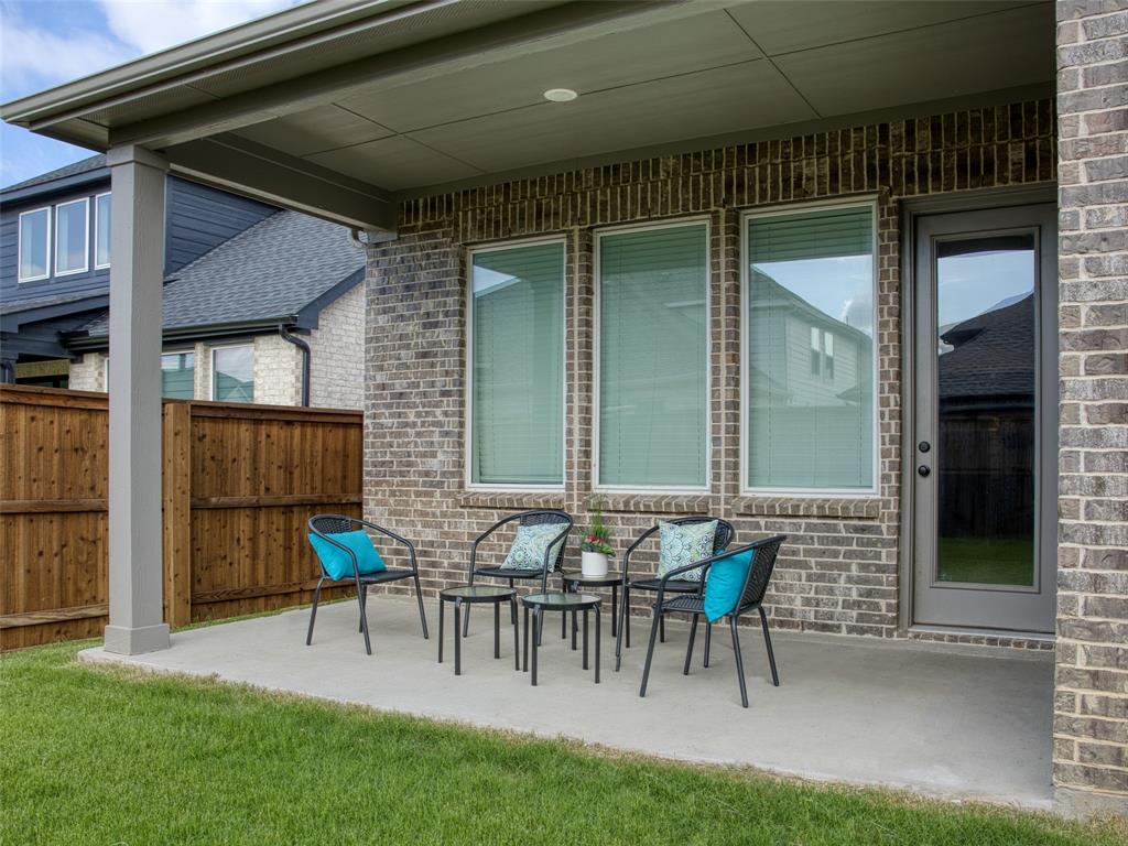 2044 Montgomery Lane Property Photo 29