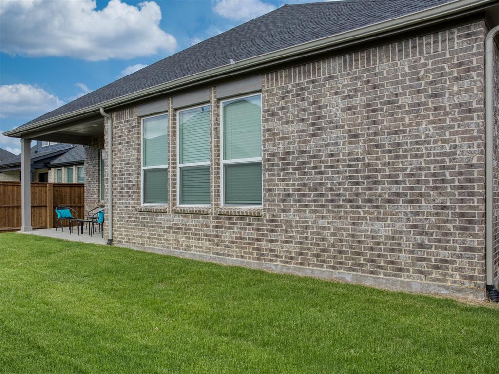 2044 Montgomery Lane Property Photo 30